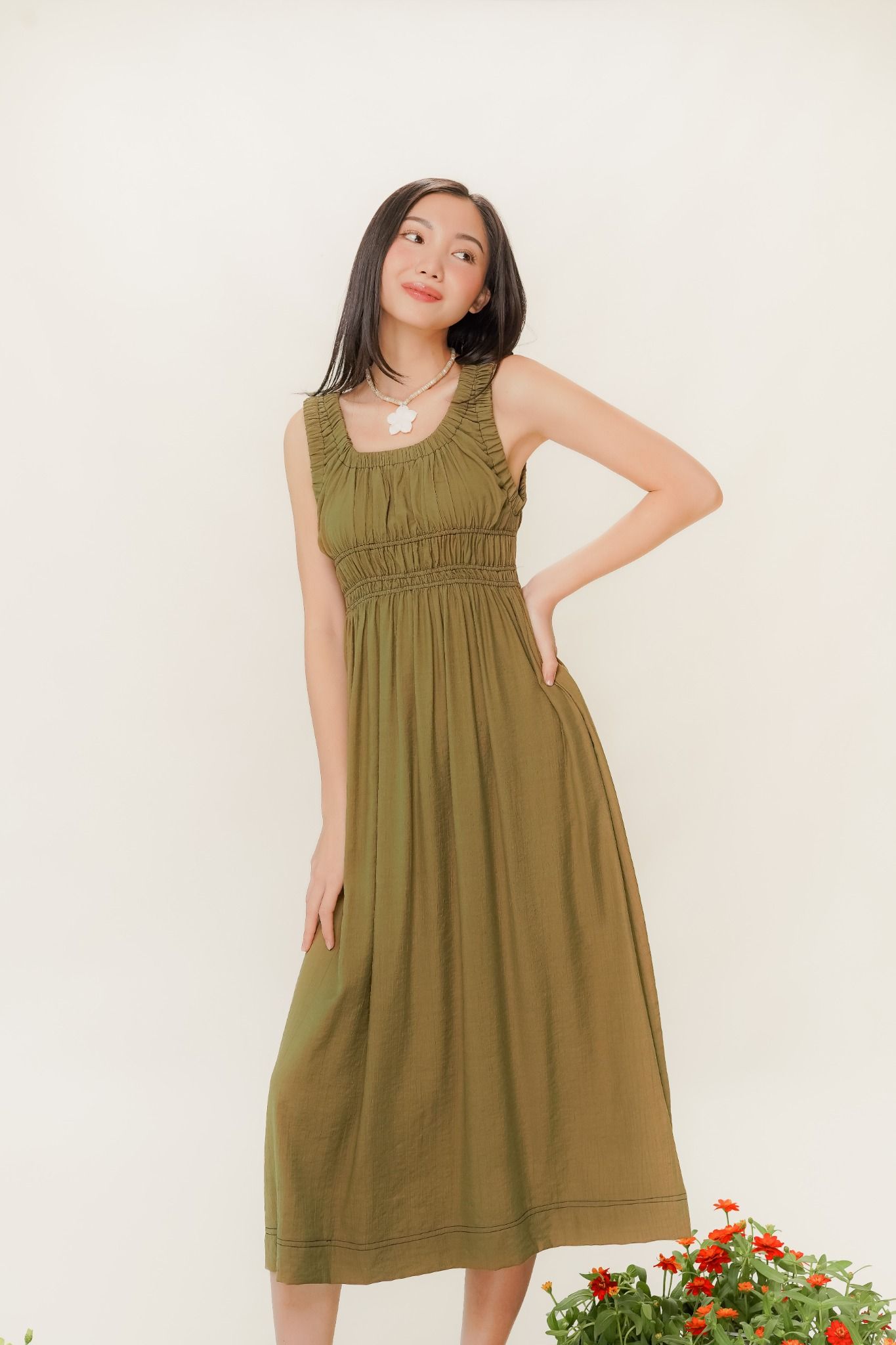  Olive Martini Ruched Midi Dress 