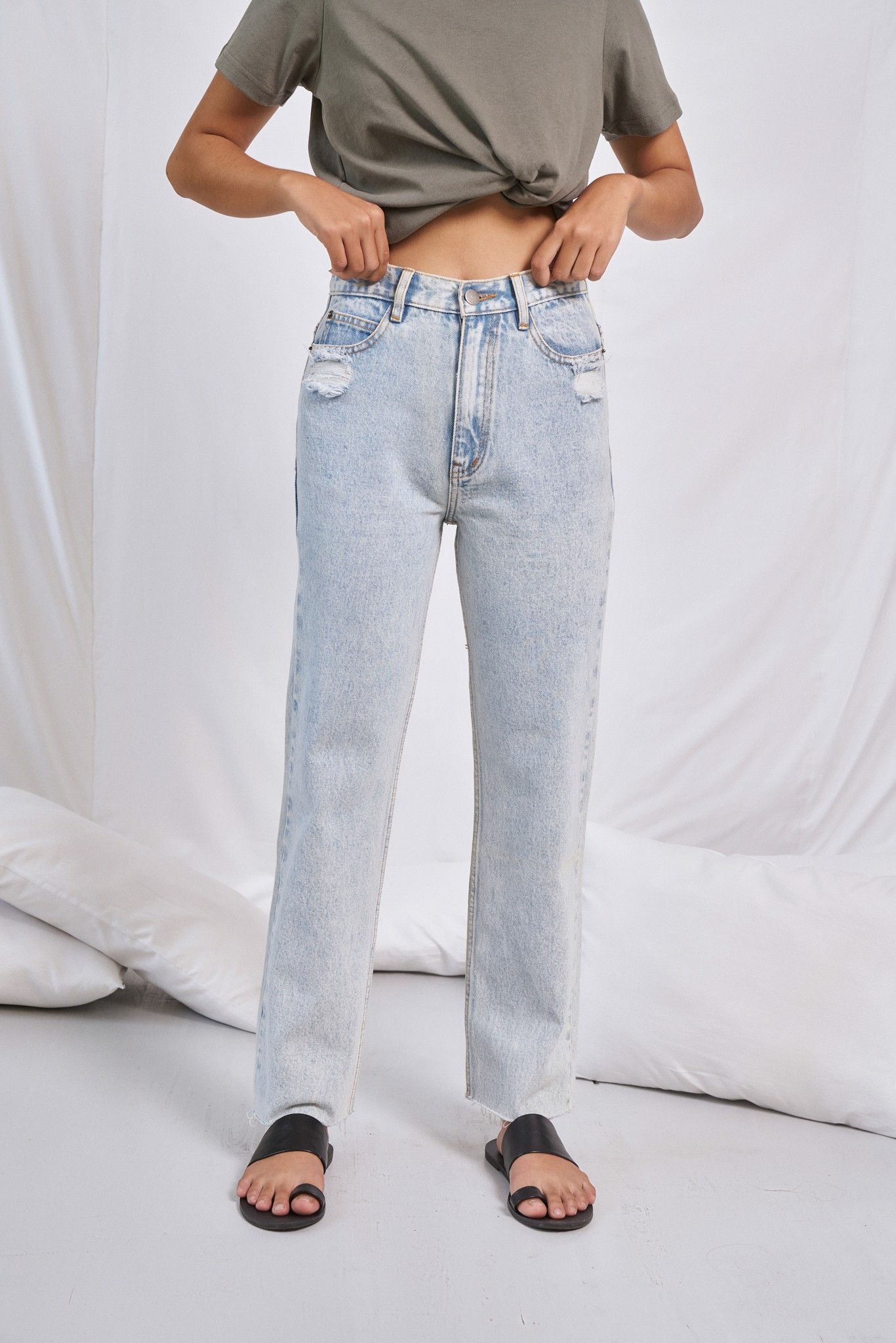 Light Blue Straight Leg Jeans – LIBÉ