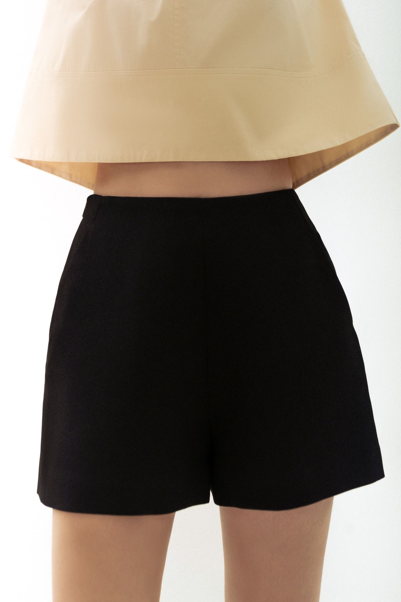 LIBÉ Black Side Zip Shorts