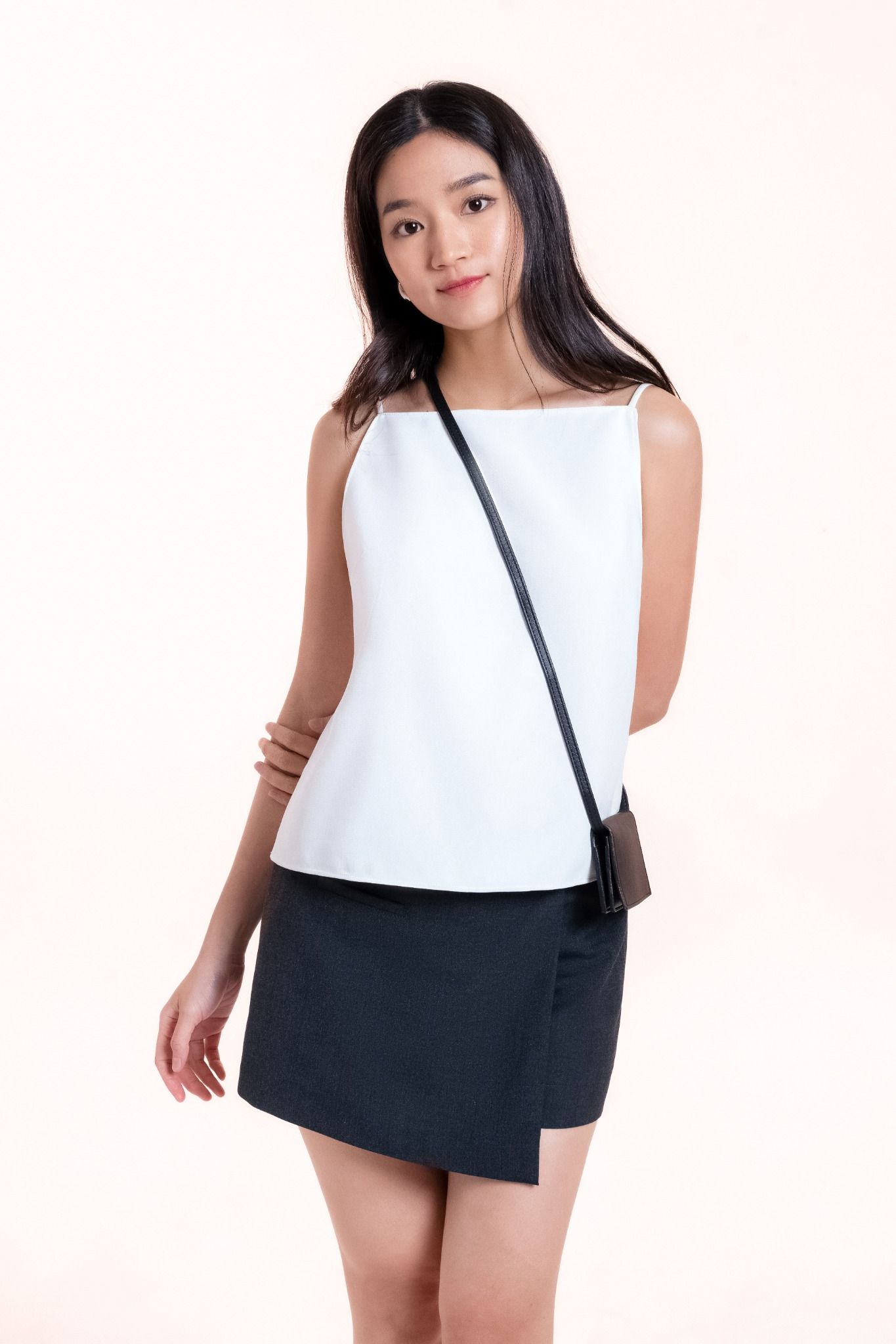  White Basic Square Neck Strappy Top 