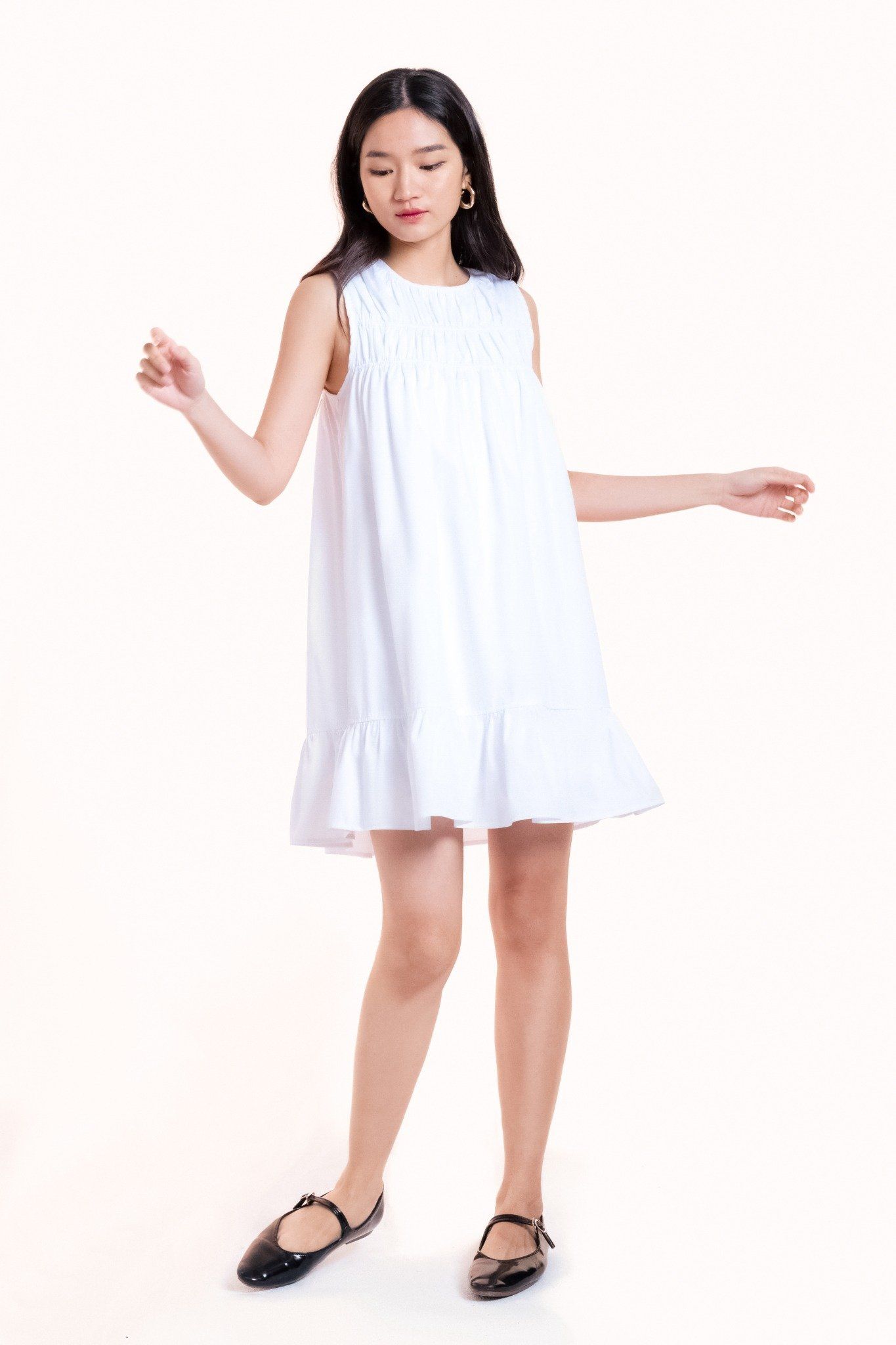  White Sleeveless Ruffle Mini Dress 