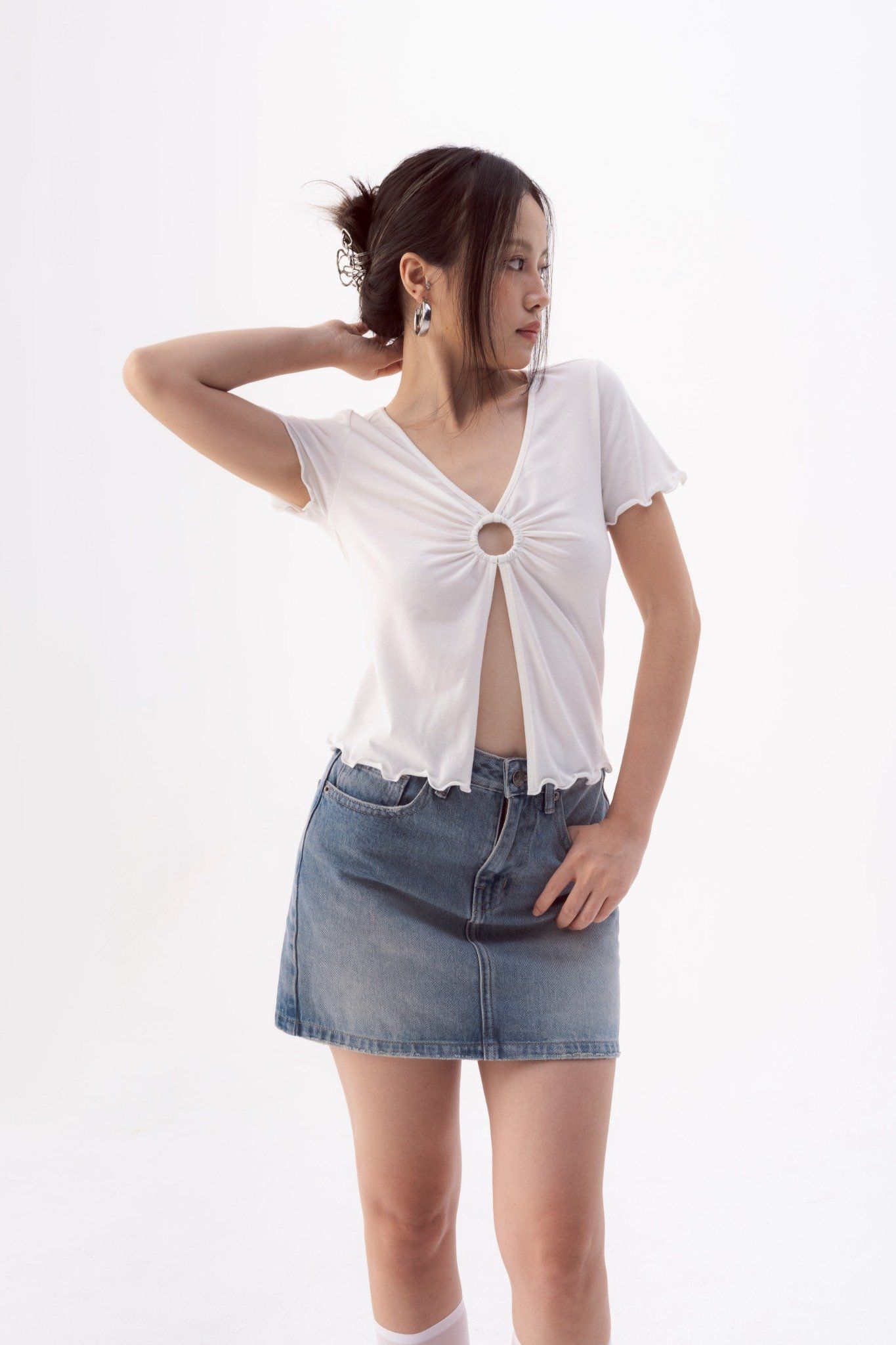  White Keyhole Lettuce Hem Slit Top 