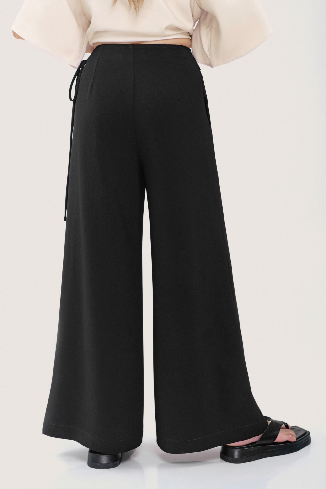  Black High-Waisted Wide Leg Trousers With Side Flat 