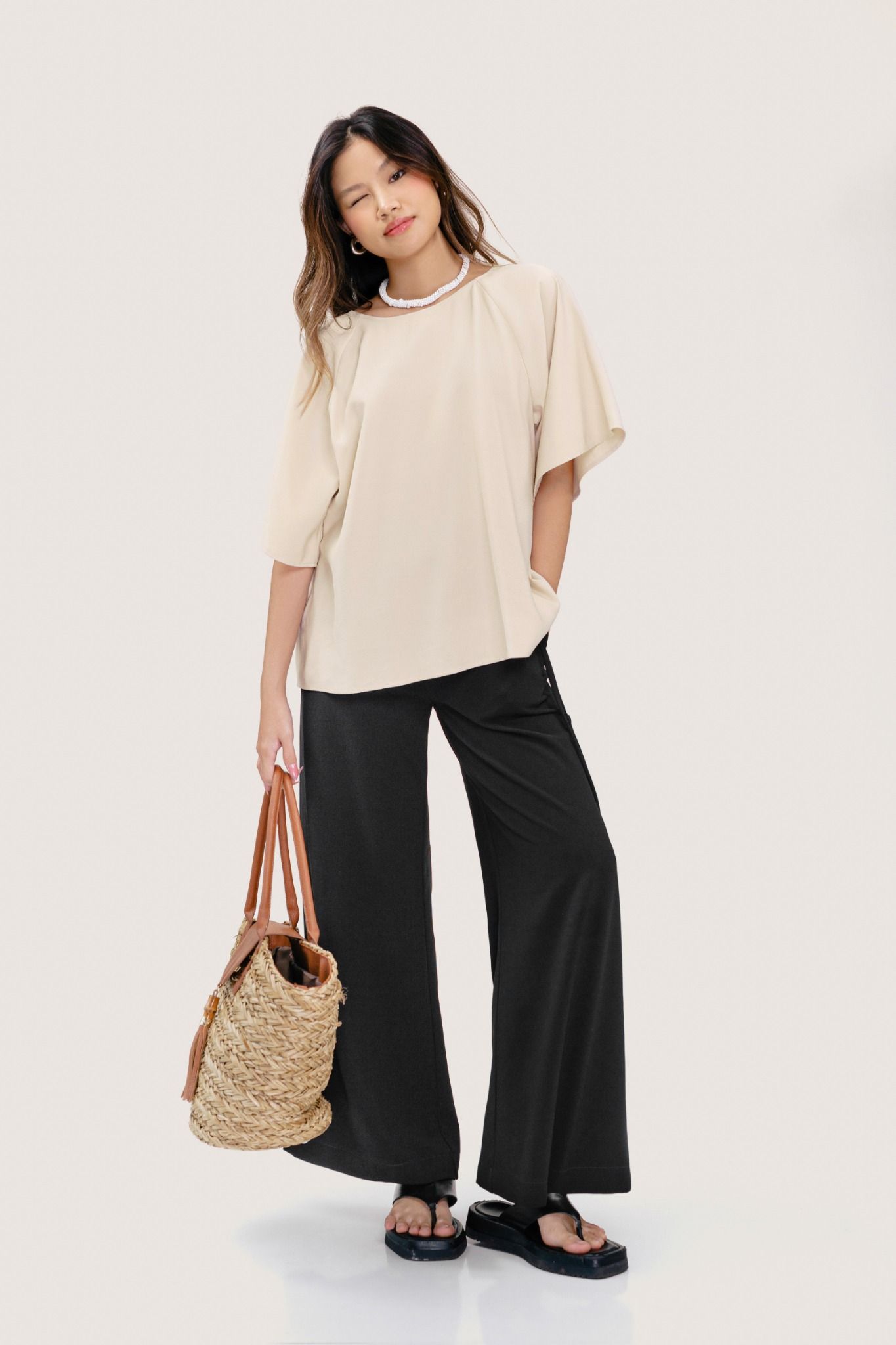  Black High-Waisted Wide Leg Trousers With Side Flat 