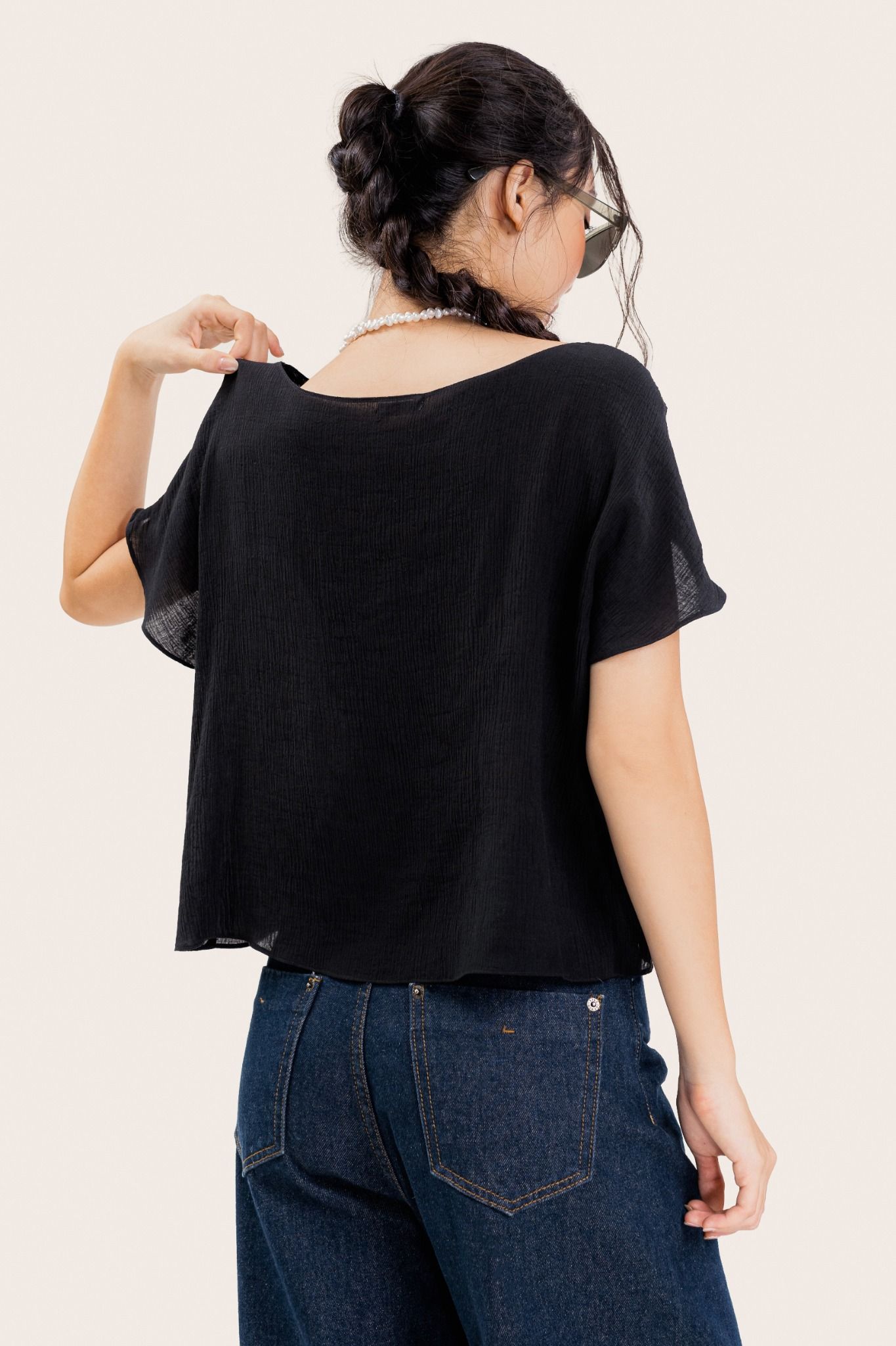  Black Side Twisted Shoulder Top 