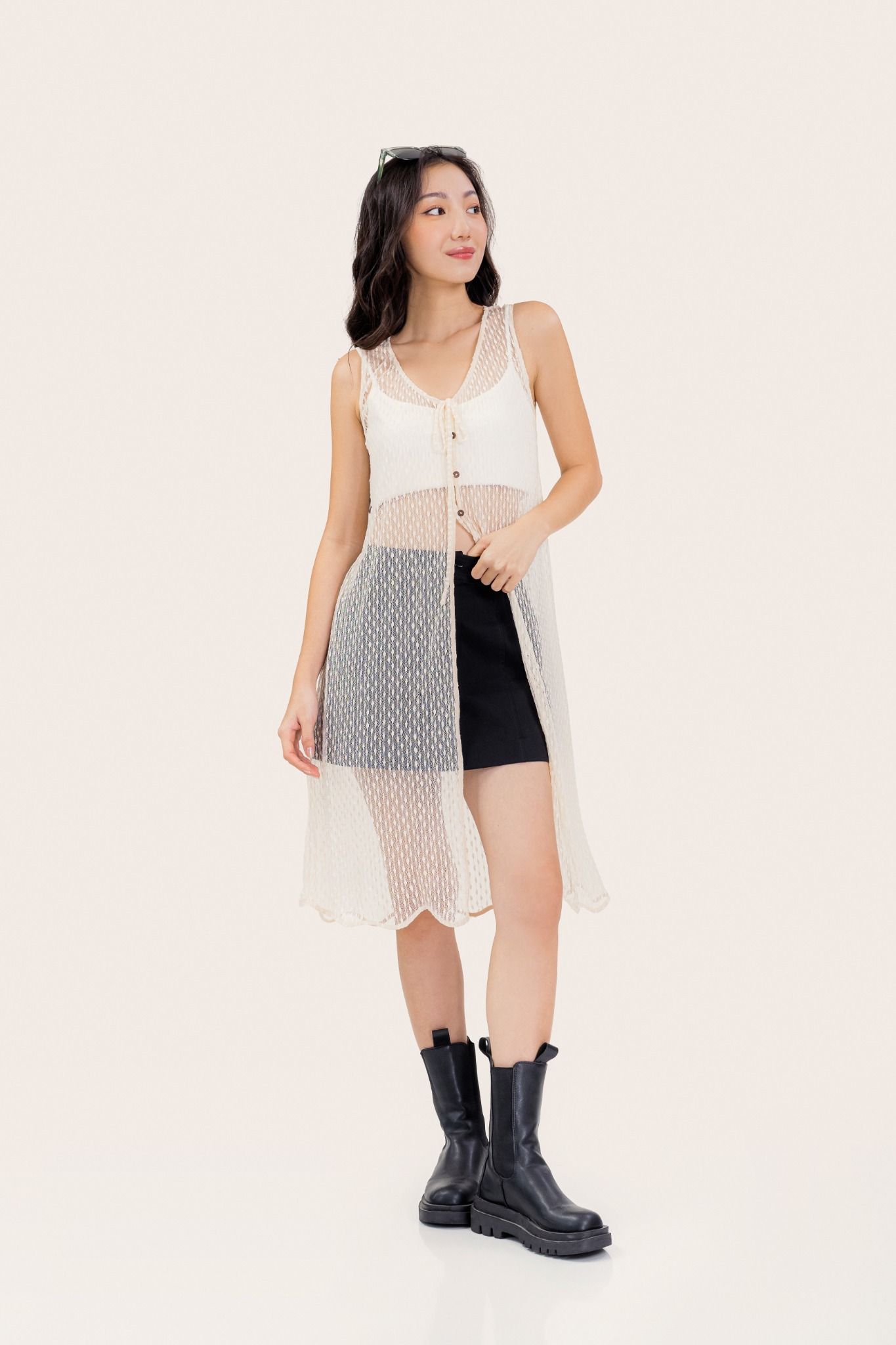  See Thru Sleeveless Lace Longline Top 