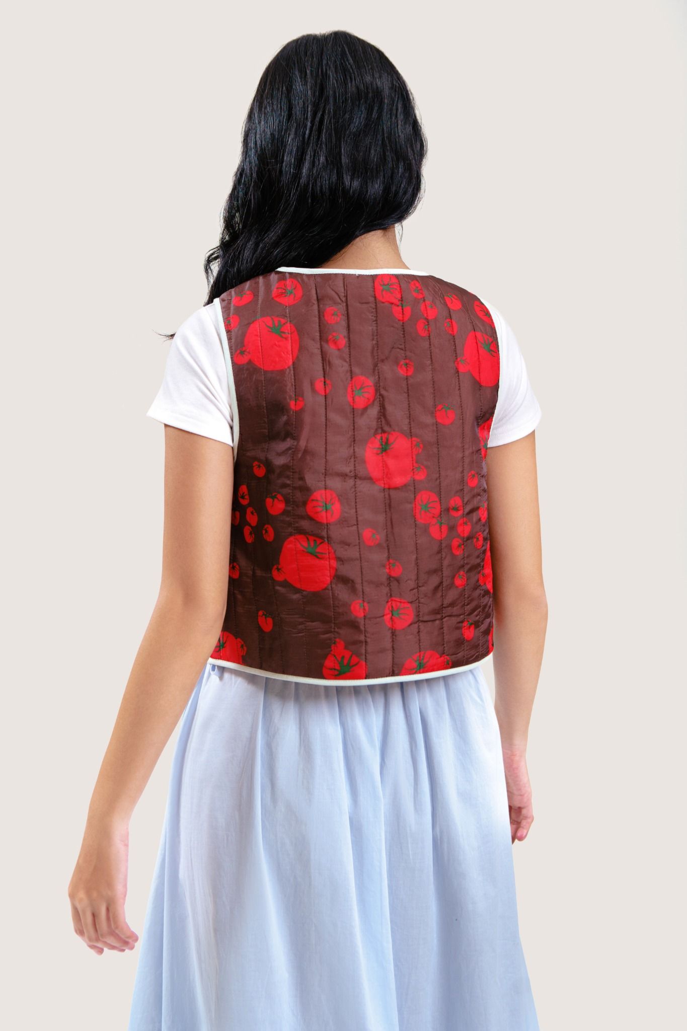  Sweet & Sour Tomatoes Tie-Front Quilted Gilet 