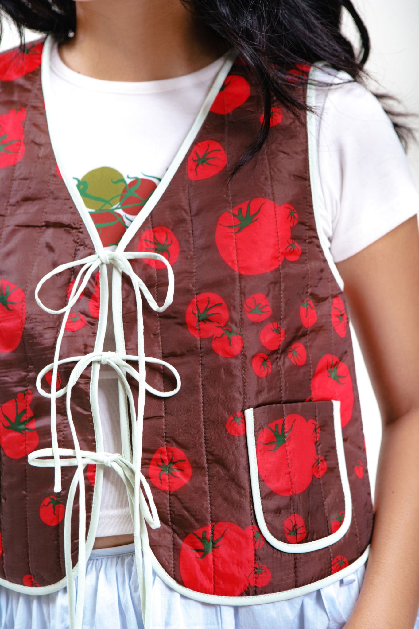  Sweet & Sour Tomatoes Tie-Front Quilted Gilet 