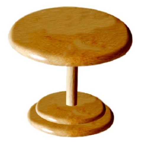  XK429 - Round Doll Table 