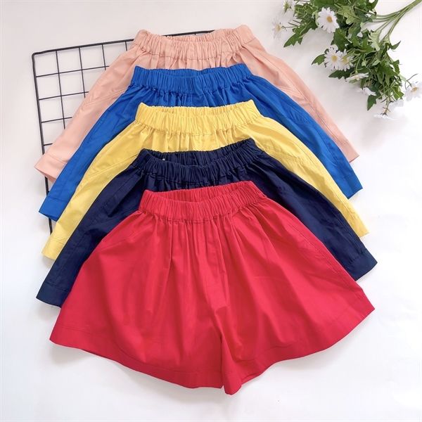  Quần đùi cho bé màu ngẫu nhiên 
