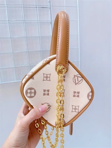  Túi xách cho bé - Túi Vuông Kem 