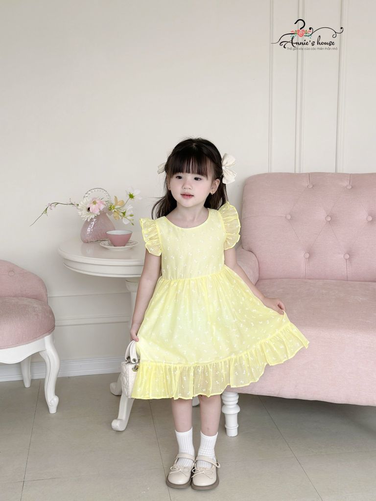  Đầm hở lưng tay cánh tiên - Vàng 