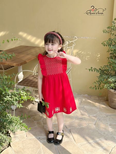  Đầm Tiểu Thư Thêu Gợn Sóng - Đỏ 