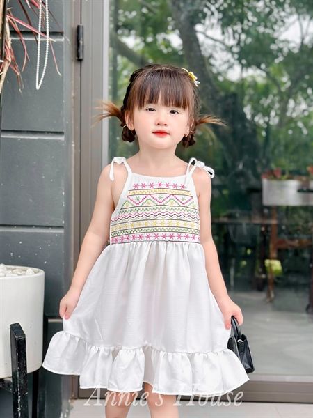  Đầm 2 dây thêu thổ cẩm - Trắng 