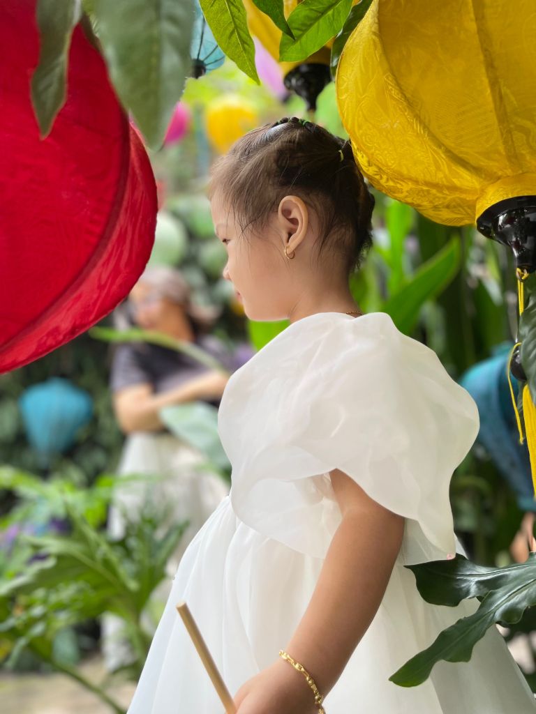  Đầm công chúa trơn - Trắng 