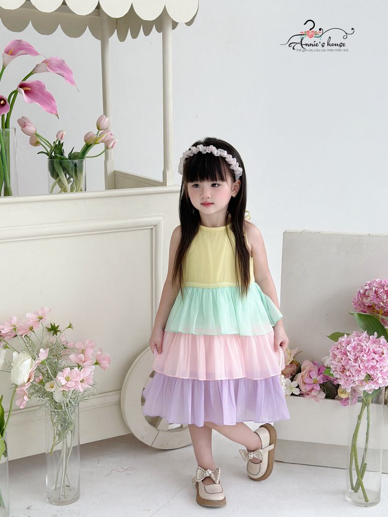  Đầm tầng cổ yếm nhiều màu 