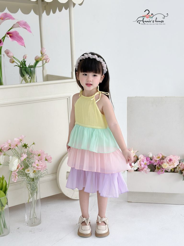  Đầm tầng cổ yếm nhiều màu 