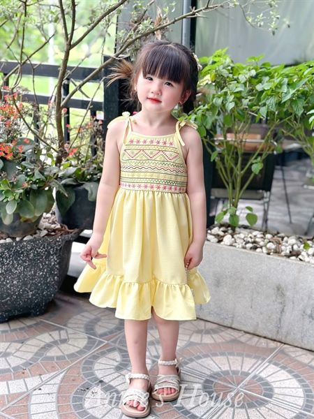  Đầm 2 dây thêu thổ cẩm - Vàng 