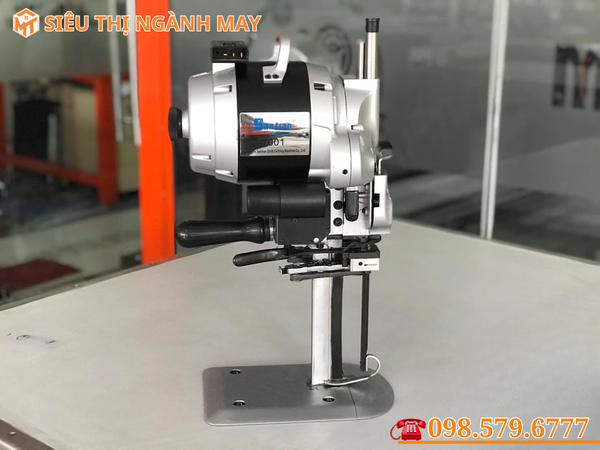 Máy Cắt Vải Đứng Hiệu Santian ST-7001