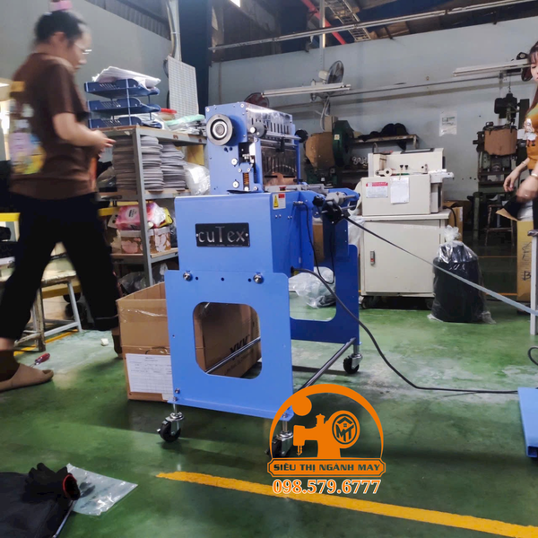 Máy Cắt Film CuTex TBC-552L