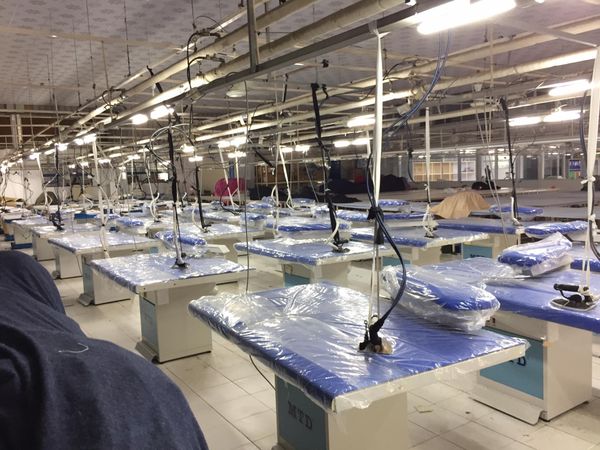 Thi Công Lắp Đặt Dây Chuyển Ủi Hơi Công Nghiệp