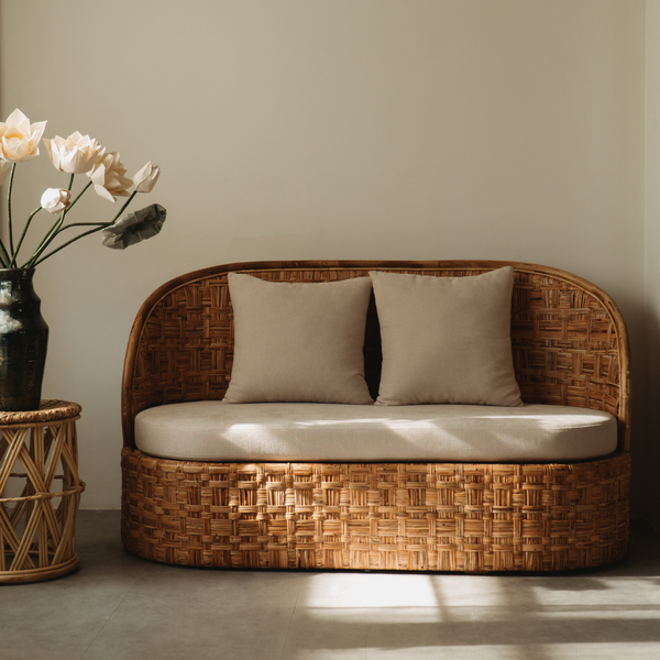  SOFA EMBRACE 