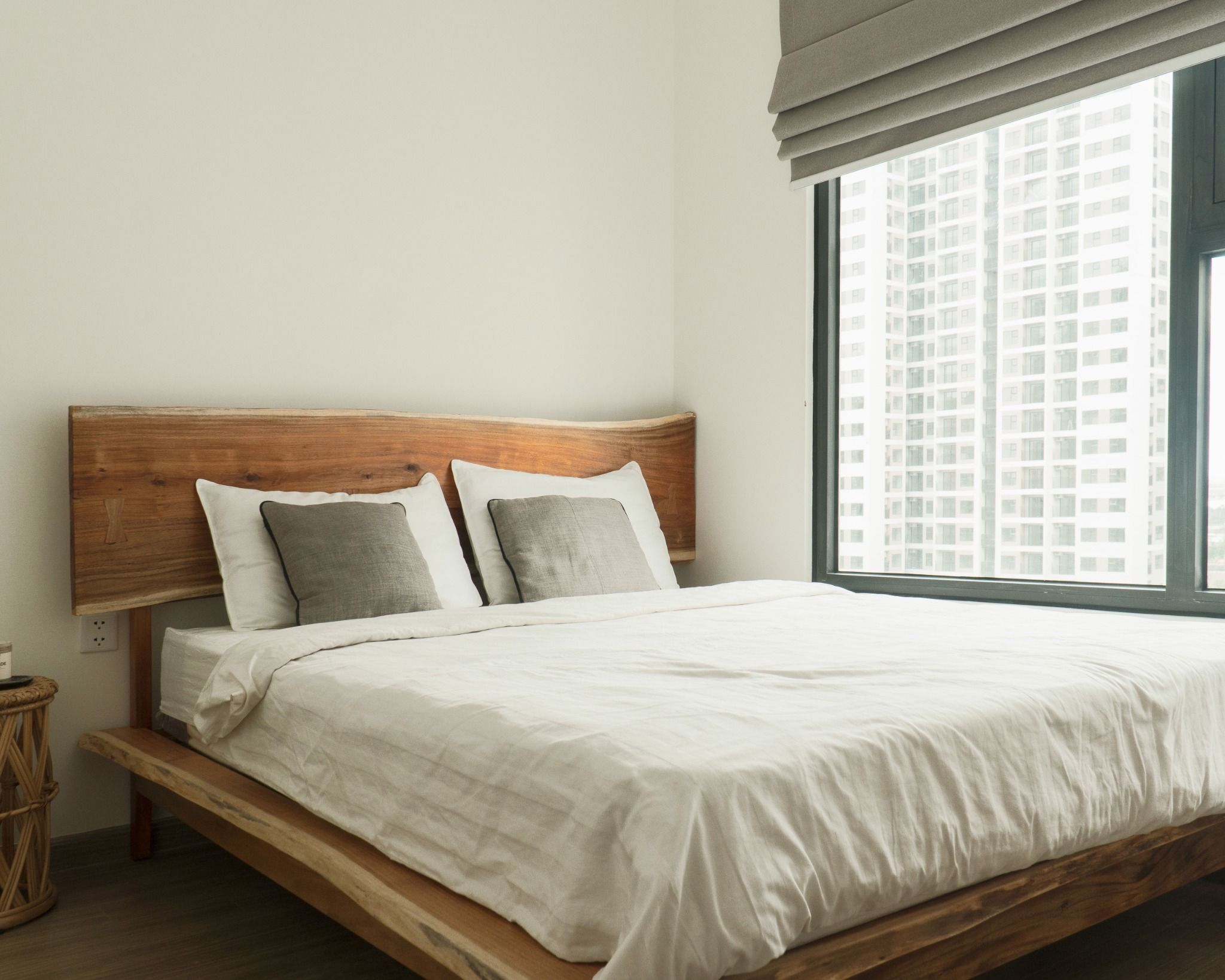  [NGỪNG SẢN XUẤT] GIƯỜNG GỖ KEO 1.6M - ĐẦU GIƯỜNG GỖ NGUYÊN TẤM 