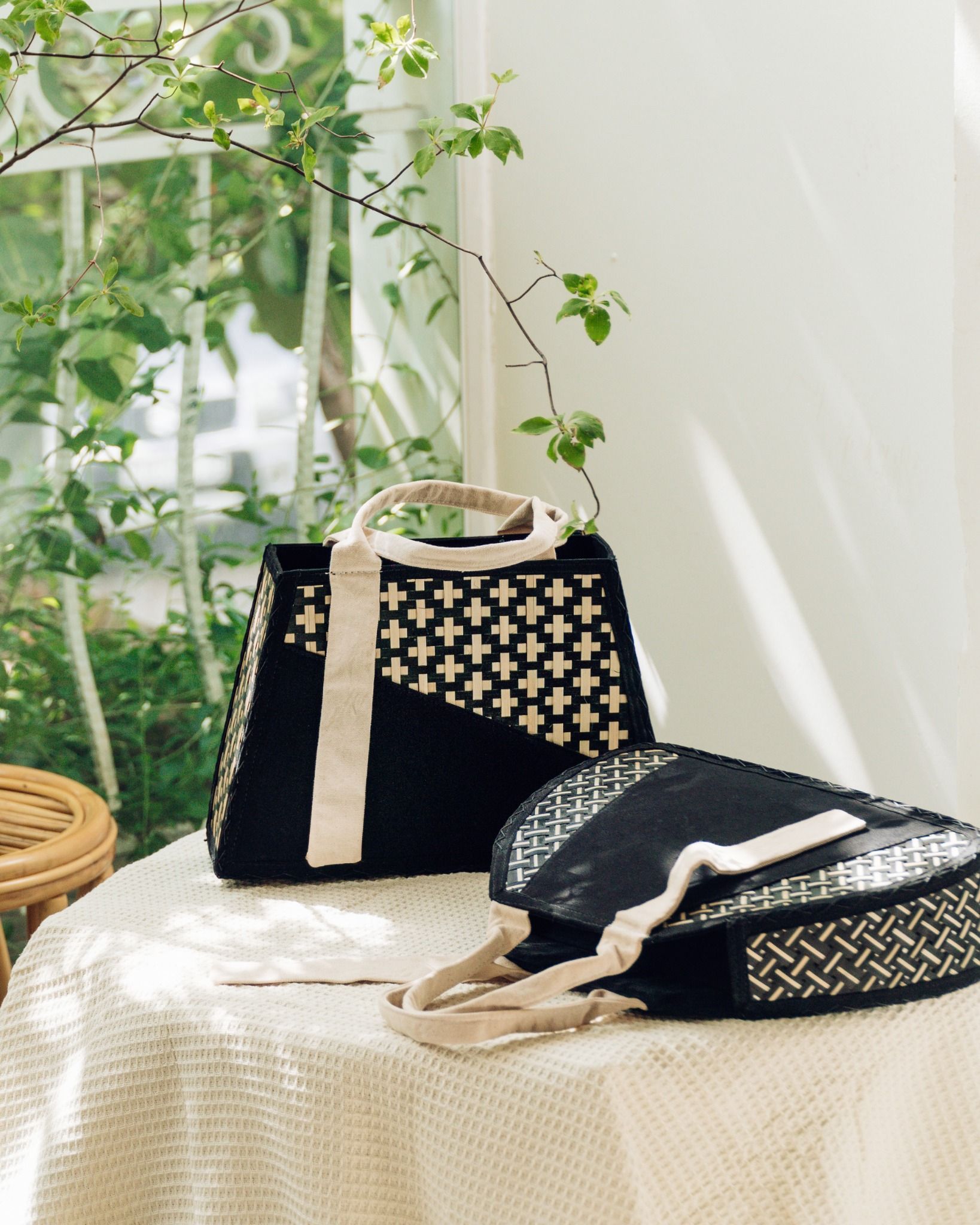  Túi vải họa tiết tre đan thủ công quai cầm bằng vải kiểu dáng thanh lịch trang nhã - Mã sản phẩm HB02 