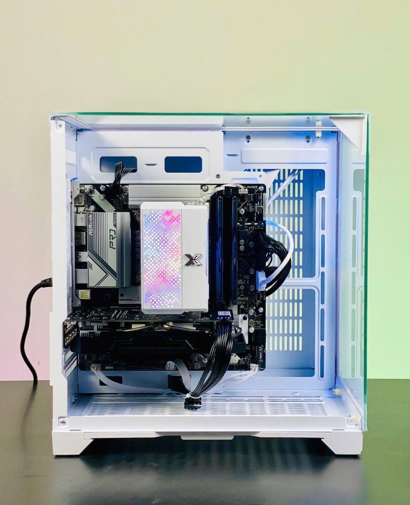 NKC - GAMING - PORO (I5 13400F / RTX 2060 SUPER)