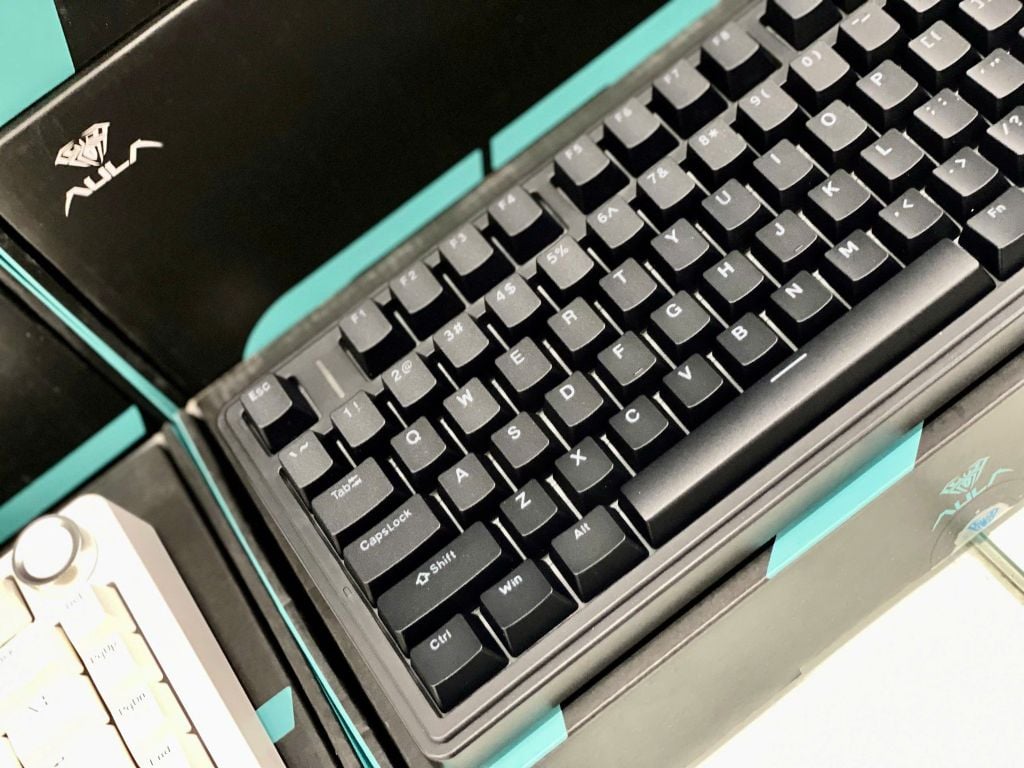 Bàn phím cơ có dây AULA F75, Red Switch