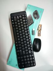 Bộ Keyboard + Mouse Logitech MK220 không dây NEW  BH 12 THÁNG