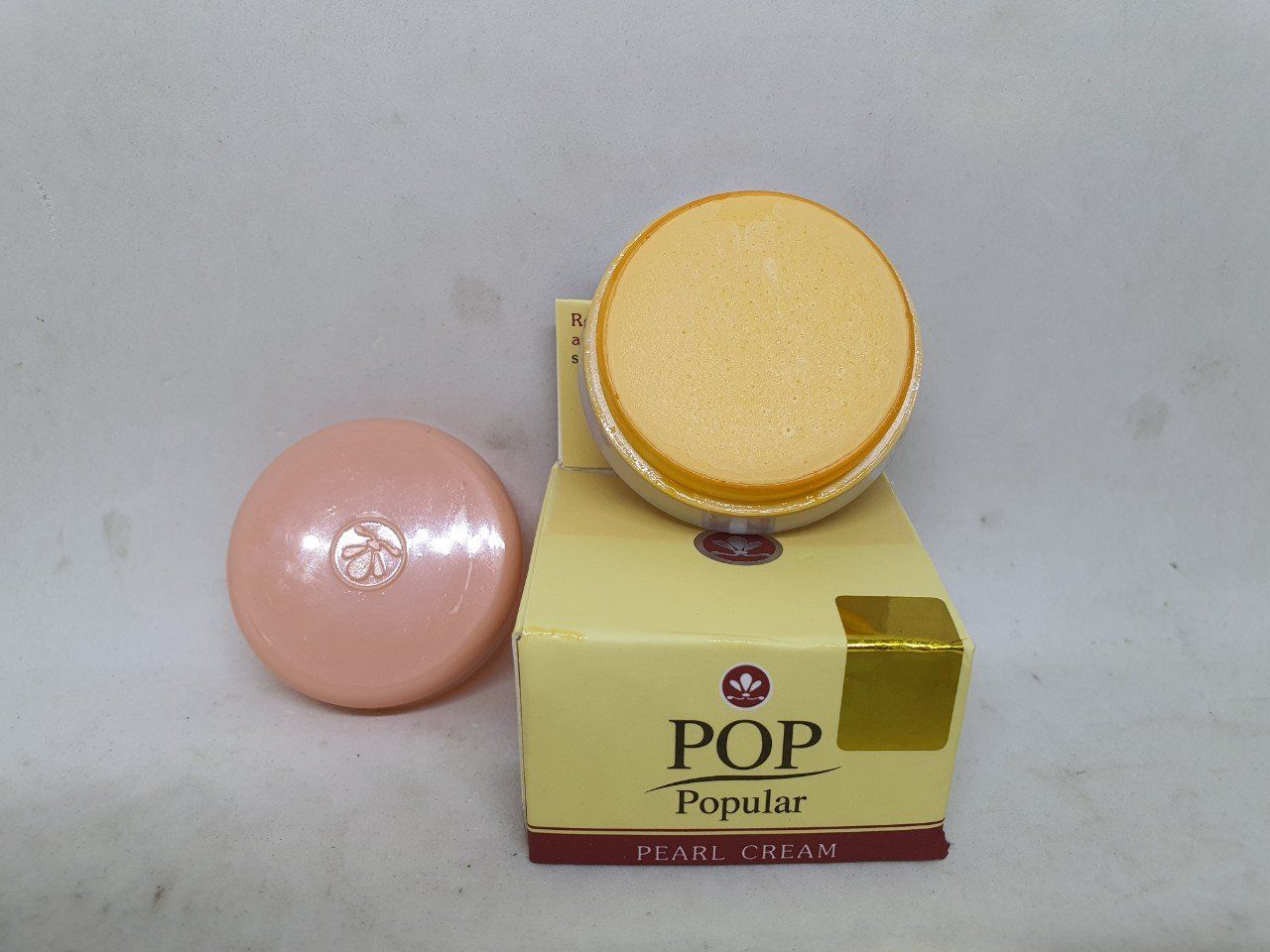  Kem mụȵ ņám tàn nhanǥ trắŉg da pop popular pearl cream hàng nội địa chính hãng thái lan 4g 