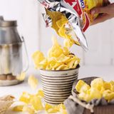 Crown - Bánh Snack Bắp (Ngô) Nướng Corn Chip Hàn Quốc 70 gam