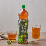 Nước Mận Xanh - Nước Mơ Uống Liền Woongjin Hàn Quốc Chai 1.5L / 웅진) 초록 매실 1.5L