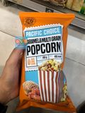 Bỏng ngô ngũ cốc Và Caramel pacific choice Shinhwa Hàn Quốc 100g / 신화팝빌리지)퍼시픽초이스 카라멜 멀티그레인 팝콘 8801216072681