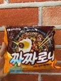 Mì Trộn Tương Đen Jjajjaroni Samyang Hàn Quốc Gói 140g / 삼양) 짜짜로니 140G