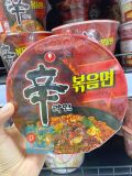 Mì Shin Xào Khô Nongshim Hàn Quốc Bát Lớn 103G  / 신라면 볶음면 큰사발 103G