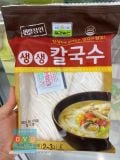 Mì Tươi Sắt Sợi Chilkab Hàn Quốc Gói 400g /아소미 생생칼국수
