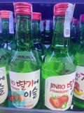 Rượu Soju Dâu Jinro Hàn Quốc Chai 360ML / 하이트진로) 딸기에 이슬 360ML