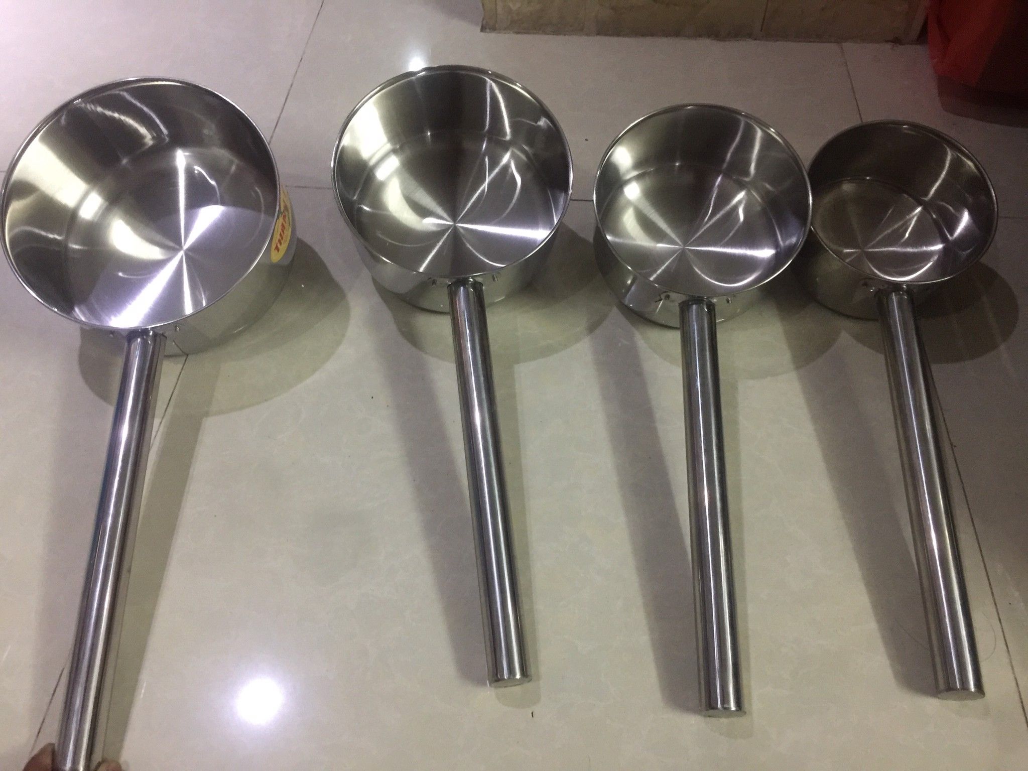  Gáo Inox cán dài (nhiều kích cỡ) 