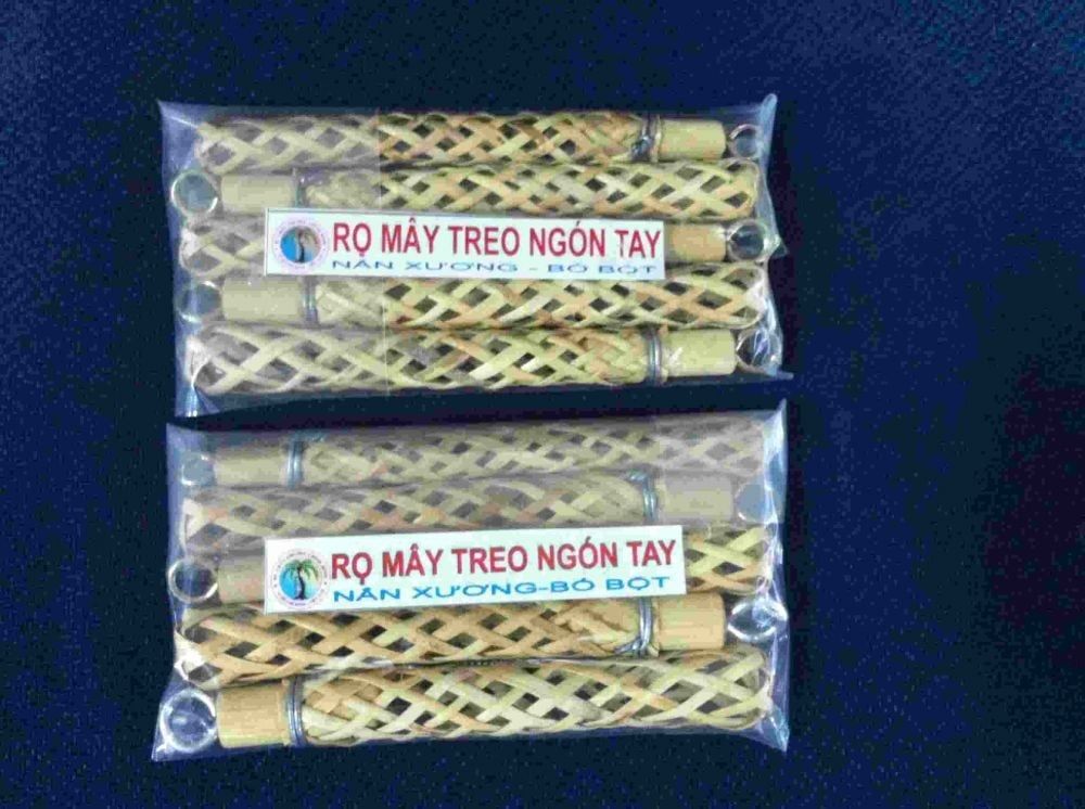 Rọ mây treo ngón tay