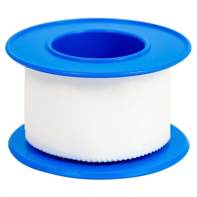 Băng keo lụa Young Plaster Silk 2.5cm x 5m(không vỏ)