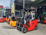  Xe Nâng Điện 1.5 Tấn Mới 