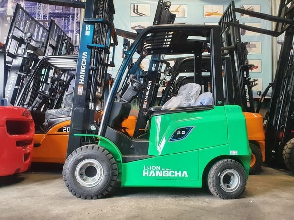  Xe Nâng Điện 2.5 Tấn Mới 
