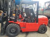  Xe Nâng Dầu 4.5 Tấn Mới 