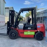  Xe Nâng Dầu 2.5 Tấn Mới 100% || Giá Hơn 195 Triệu || Bảo Hành 2 Năm 