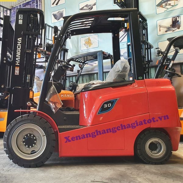 Xe nâng điện 3 tấn bình Acid Hangcha