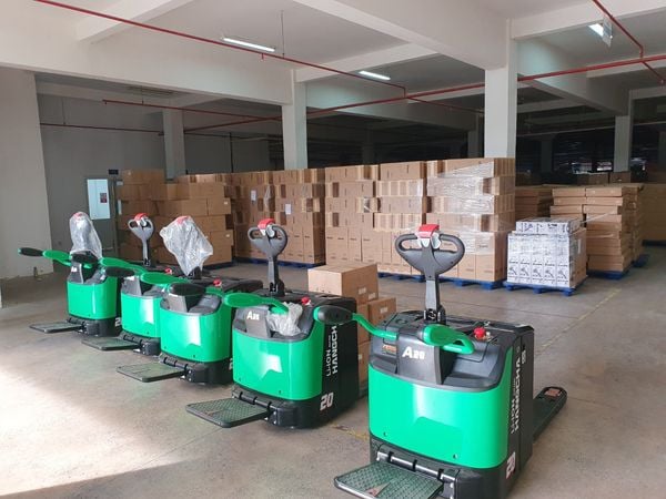  Xe Nâng Tay Điện Thấp 2 Tấn Dòng AC1S 