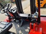  Xe Nâng Dầu 8 Tấn Mới 