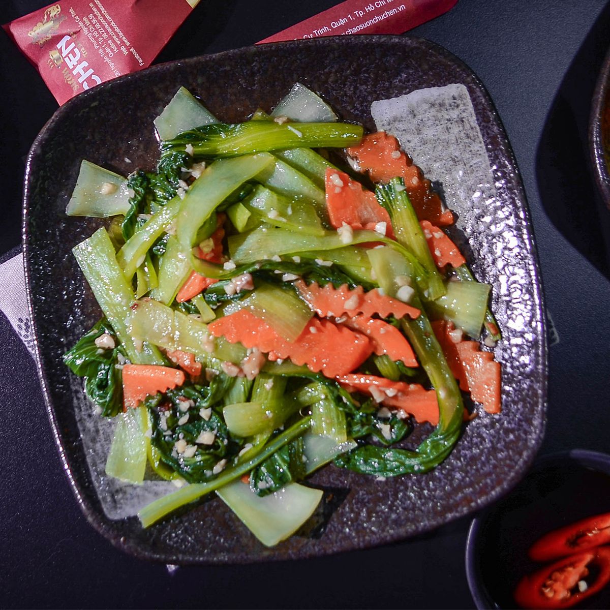  CẢI THÌA XÀO TỎI (Stir- Fried Chinese Cabage With Garlic) 